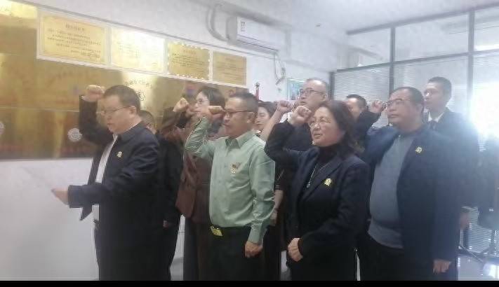 中诚国育(福州)科技产教融合宣誓大会隆重举行