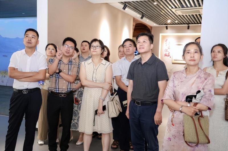 【赓续红色血脉 践行使命担当——民建鼓楼第二支部赴绍岐村开展“迎七一”主题教育交流活动】图3