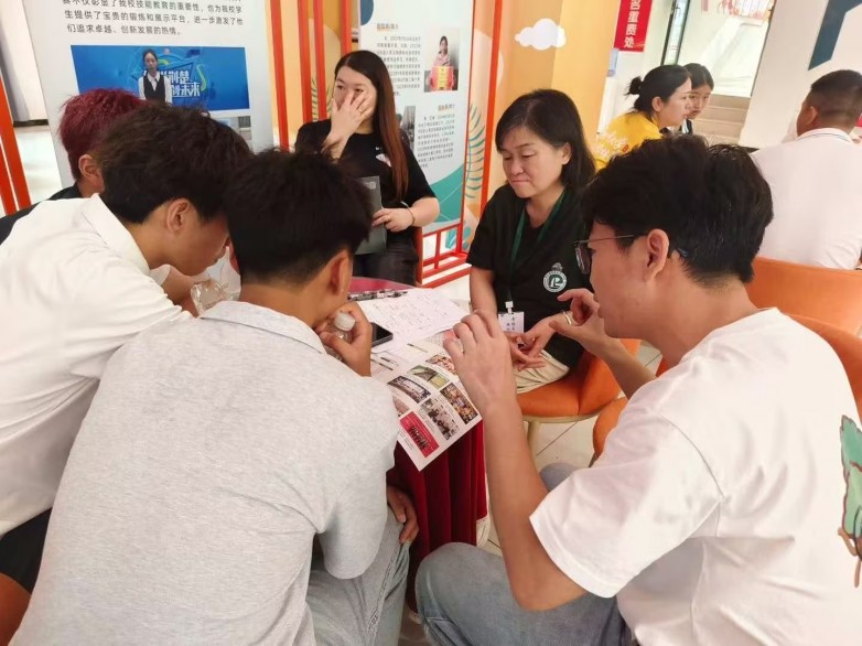 【企业委培班报名火爆圆满收官——武汉榕霖职校筑梦学子就业升学路】图4